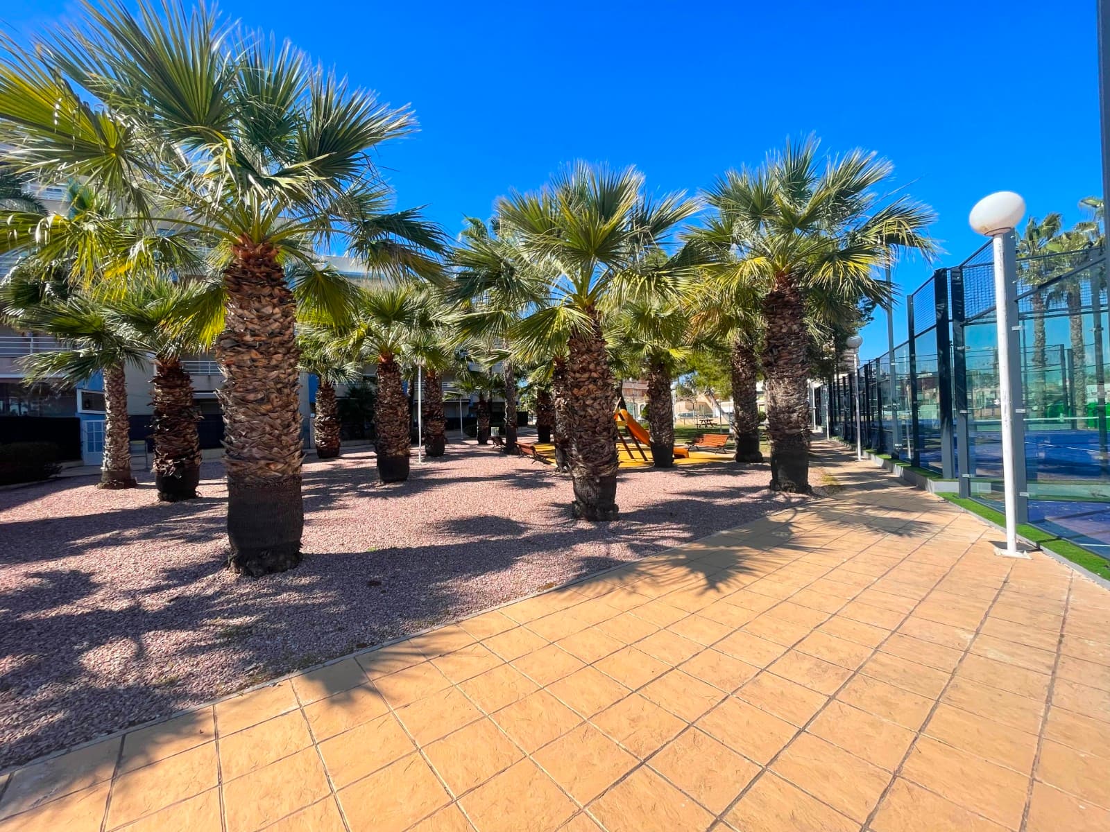 Apartamento Planta Media de 2 dormitorios en Orihuela Costa - 34