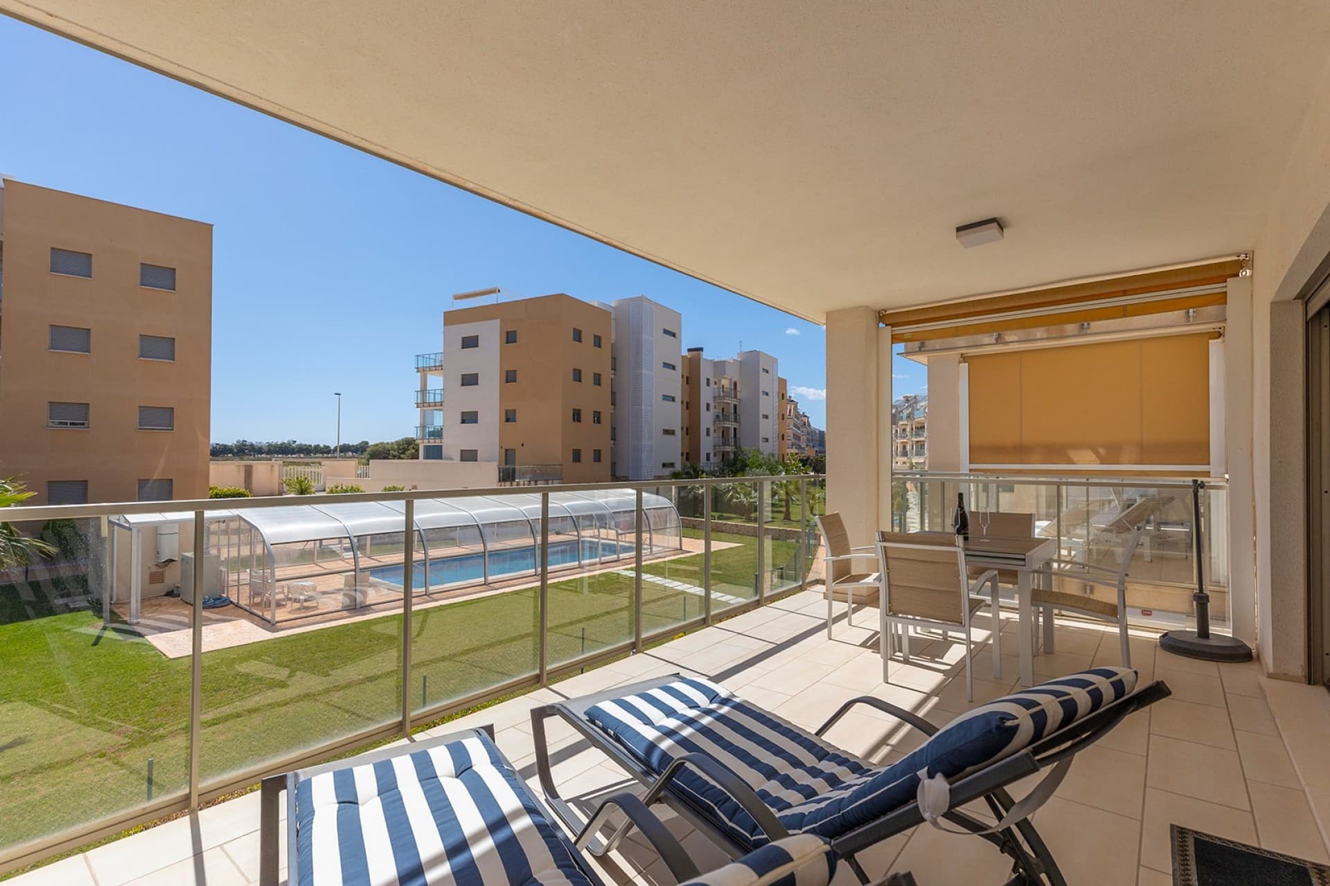 Apartamento Planta Media de 2 dormitorios en Orihuela Costa - 3