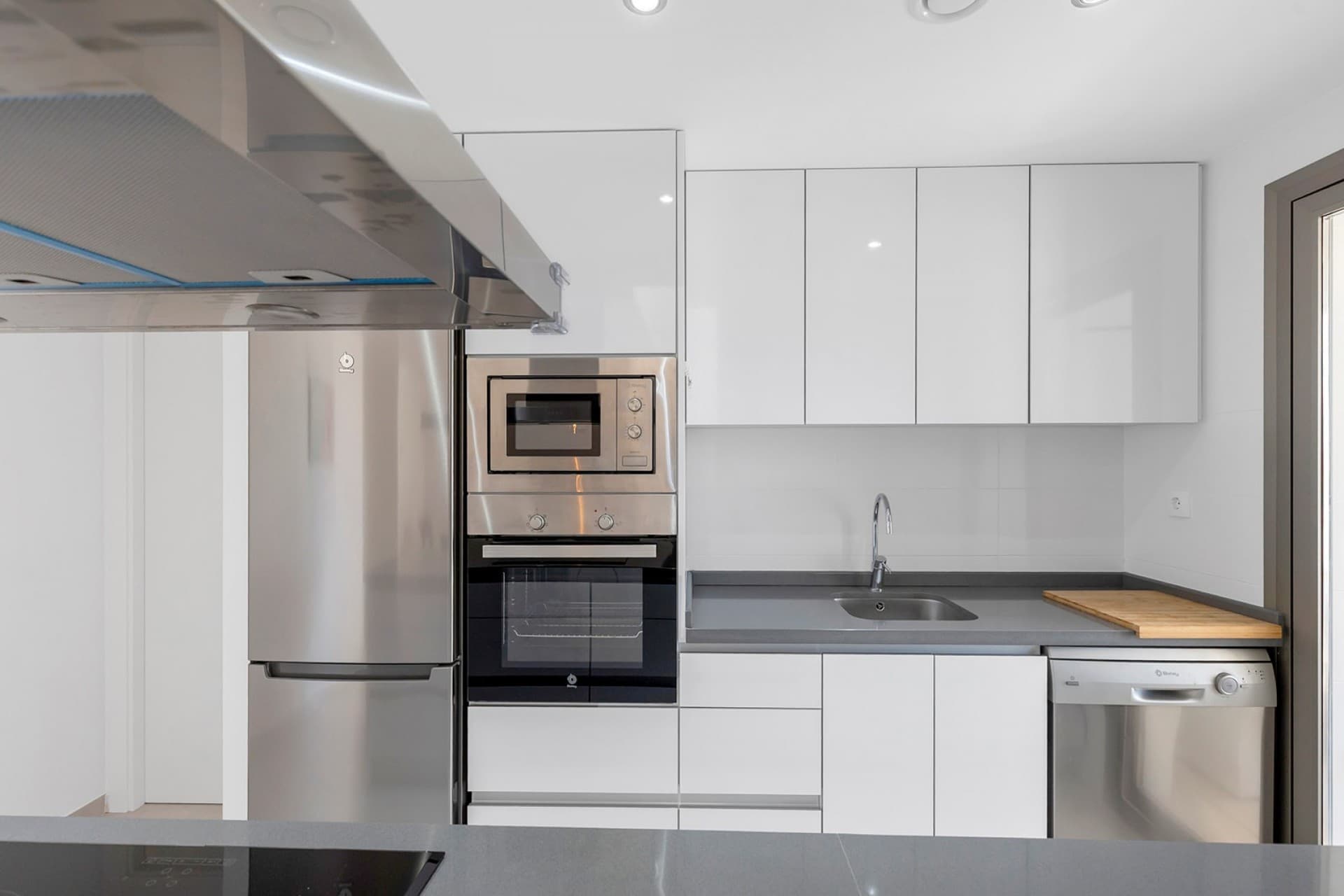 Apartamento Planta Media de 2 dormitorios en Orihuela Costa - 10