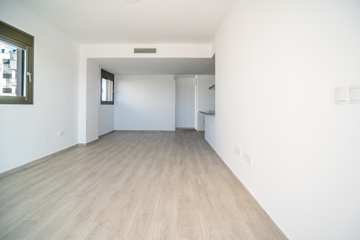 3 bed Middle Floor Apartment in Orihuela Costa - 5