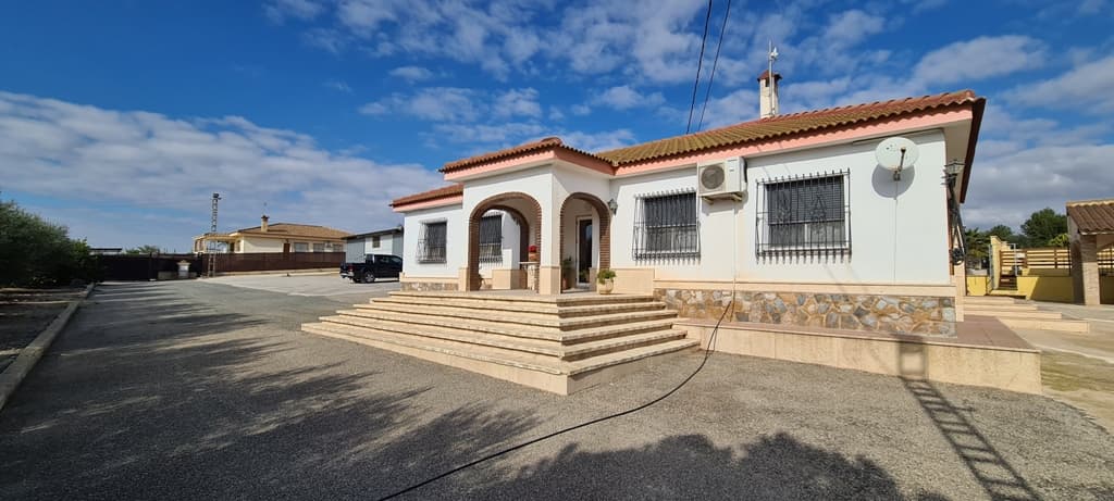 Vrijstaande Villa met 3 slaapkamers in Orihuela - 1
