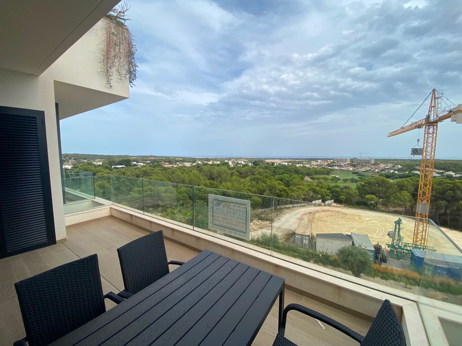 Apartamento Planta Media de 2 dormitorios en Las Colinas Golf - 32