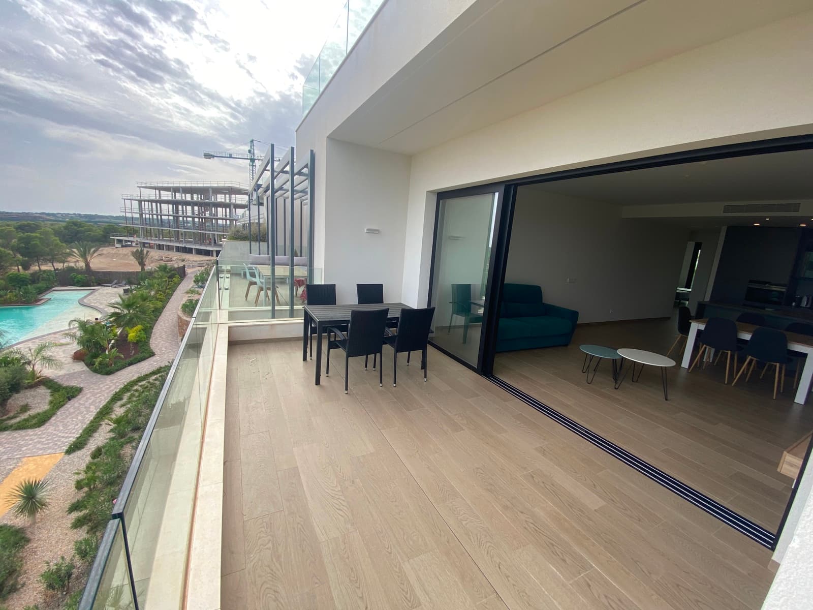 Apartamento Planta Media de 2 dormitorios en Las Colinas Golf - 38