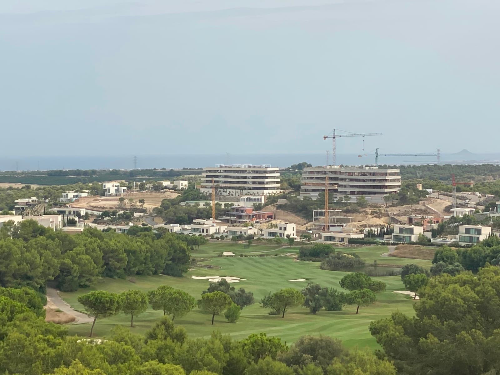 Apartamento Planta Media de 2 dormitorios en Las Colinas Golf - 45