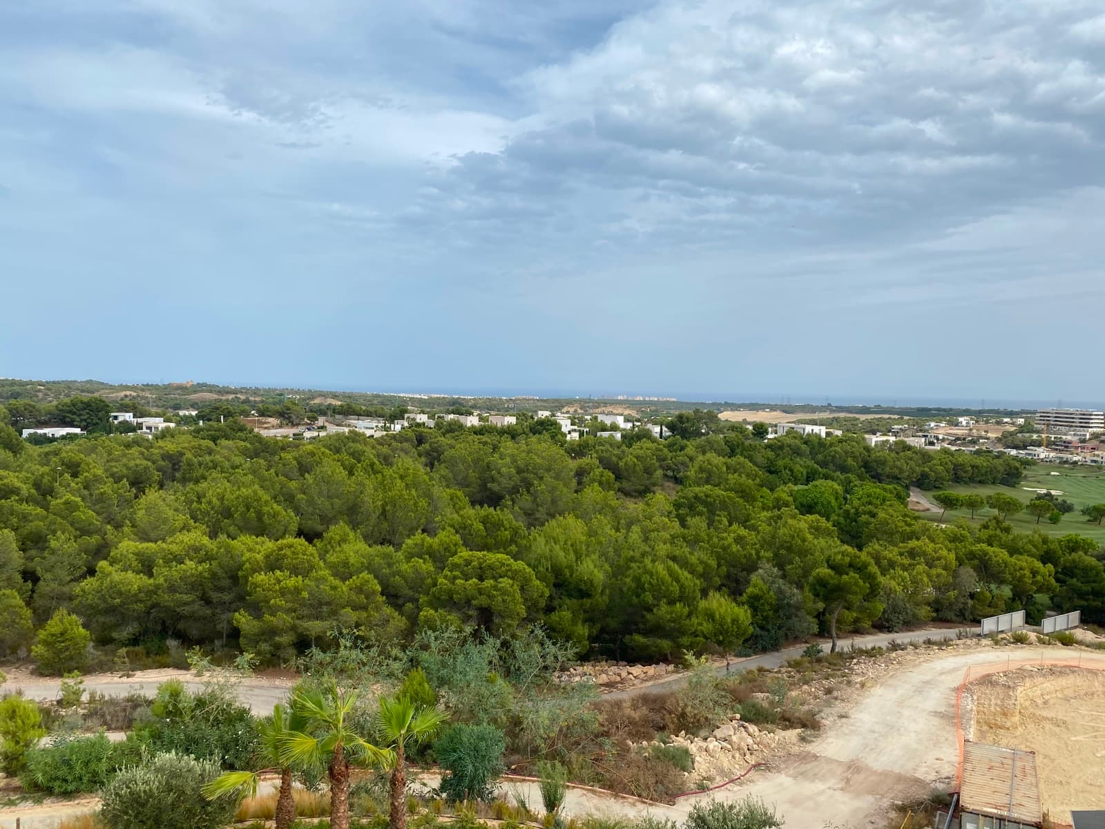 Apartamento Planta Media de 2 dormitorios en Las Colinas Golf - 34