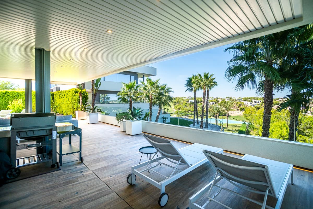 Apartamento Planta Media de 3 dormitorios en Las Colinas Golf - 33