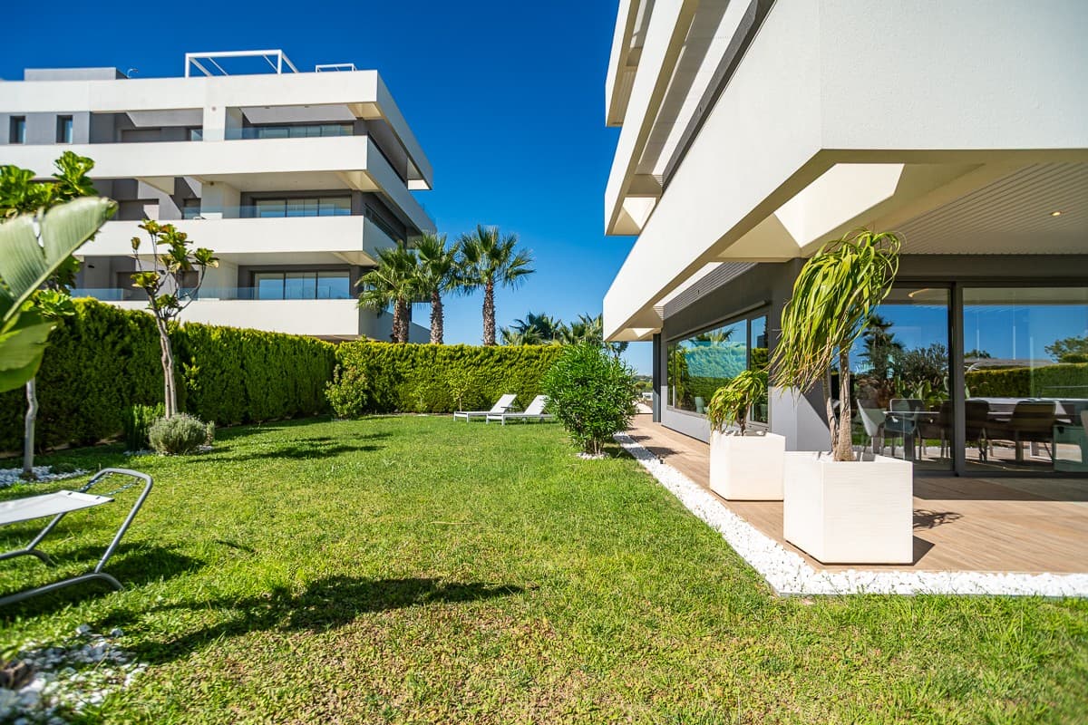 Apartamento Planta Media de 3 dormitorios en Las Colinas Golf - 44