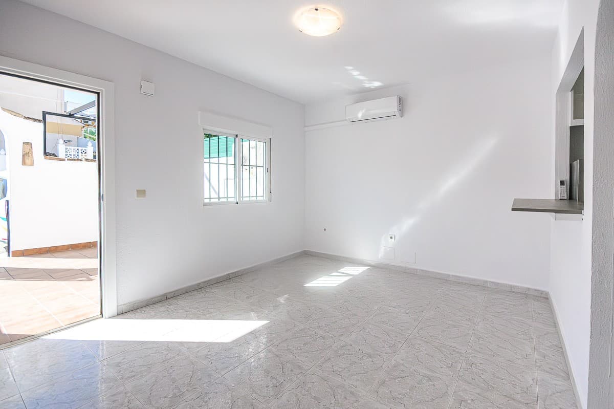 3 bed Detached Villa in San Miguel de Salinas - 5