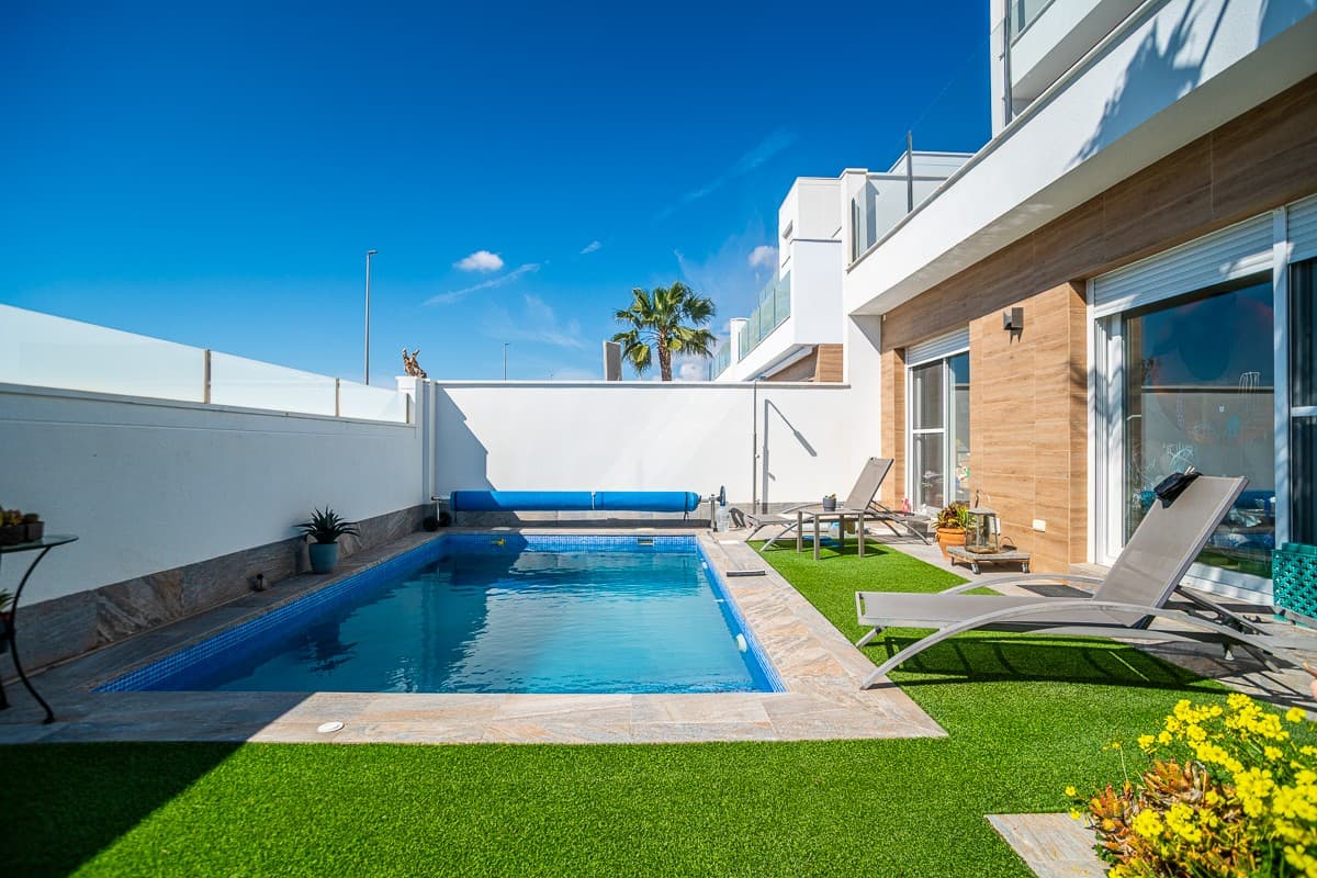3 bed Detached Villa in Pilar de la Horadada - 2