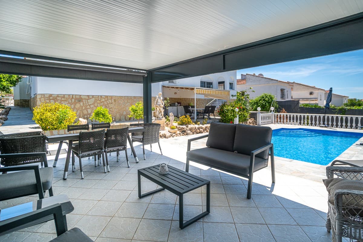3 bed Detached Villa in La Marina - 45