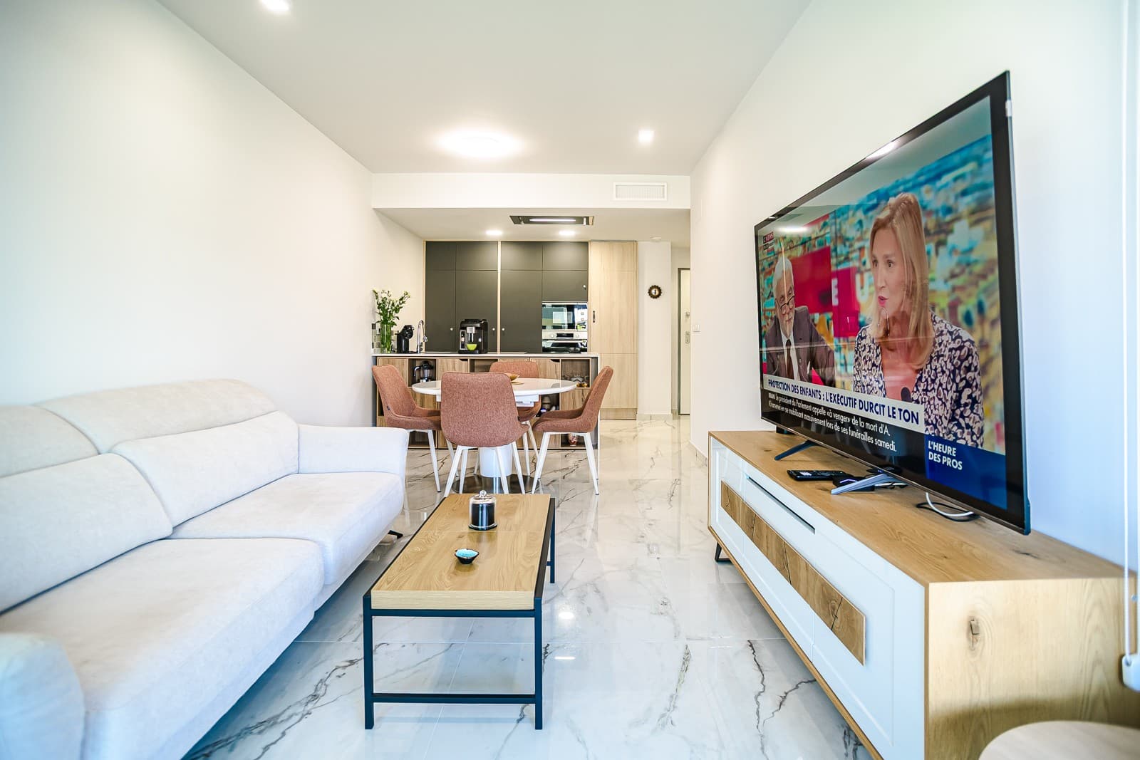 2 bed Middle Floor Apartment in Playa Flamenca - 5