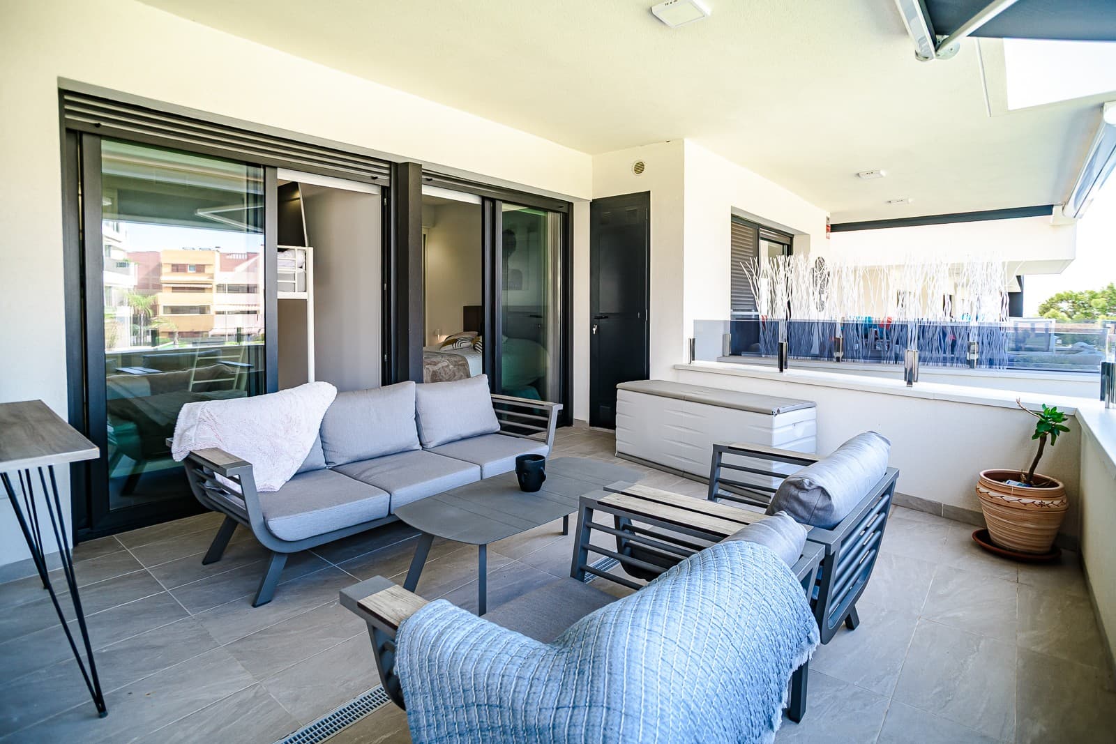 2 bed Middle Floor Apartment in Playa Flamenca - 17