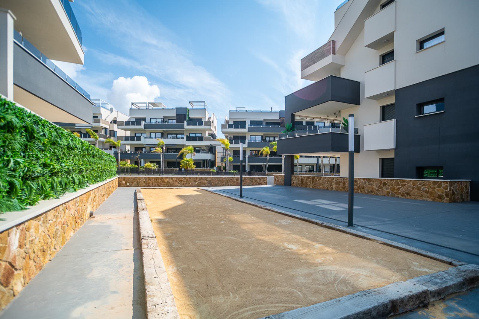 2 bed Middle Floor Apartment in Playa Flamenca - 22
