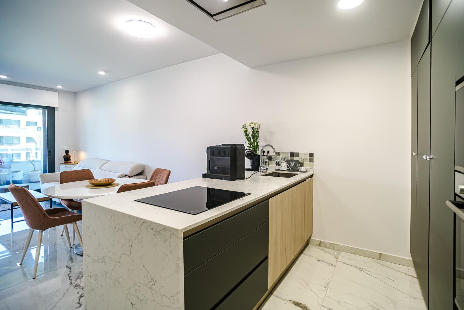 2 bed Middle Floor Apartment in Playa Flamenca - 8