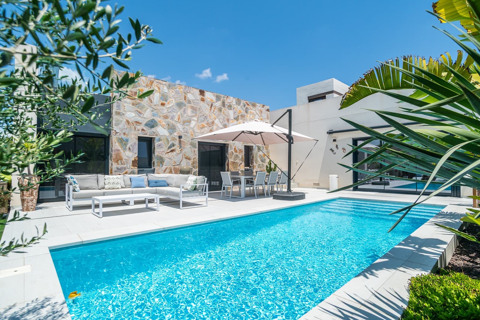 Villa - Chalet de 3 dormitorios en Algorfa - 1
