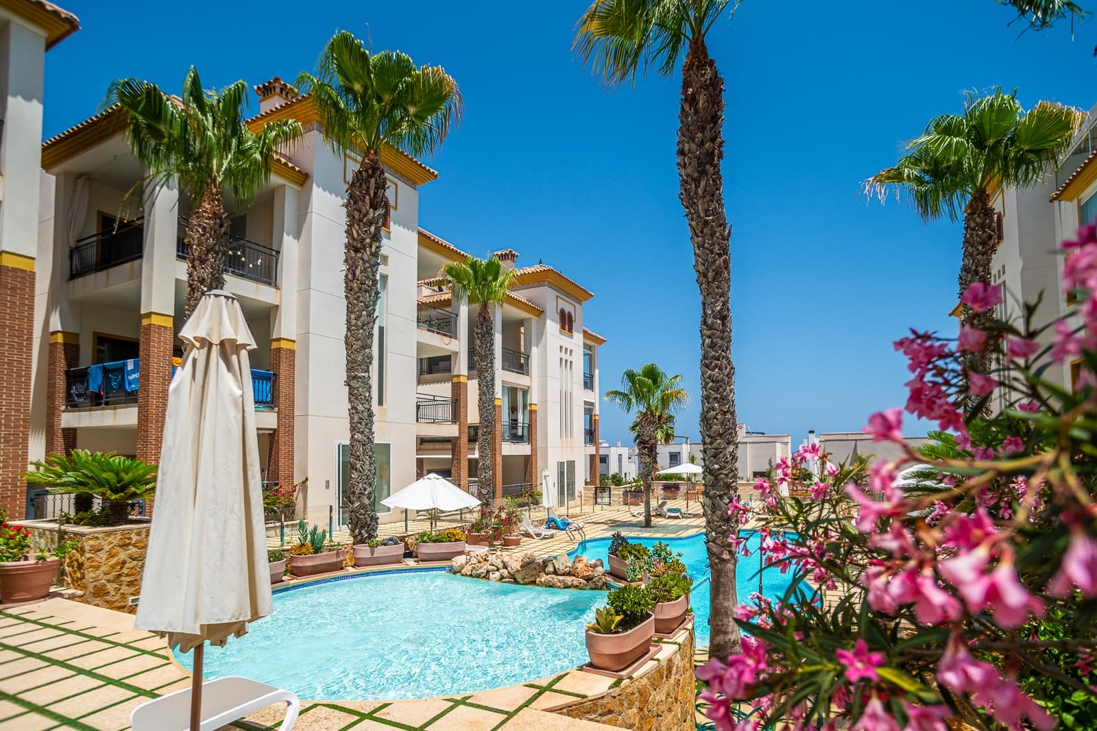 2 bed Middle Floor Apartment in Guardamar del Segura - 1