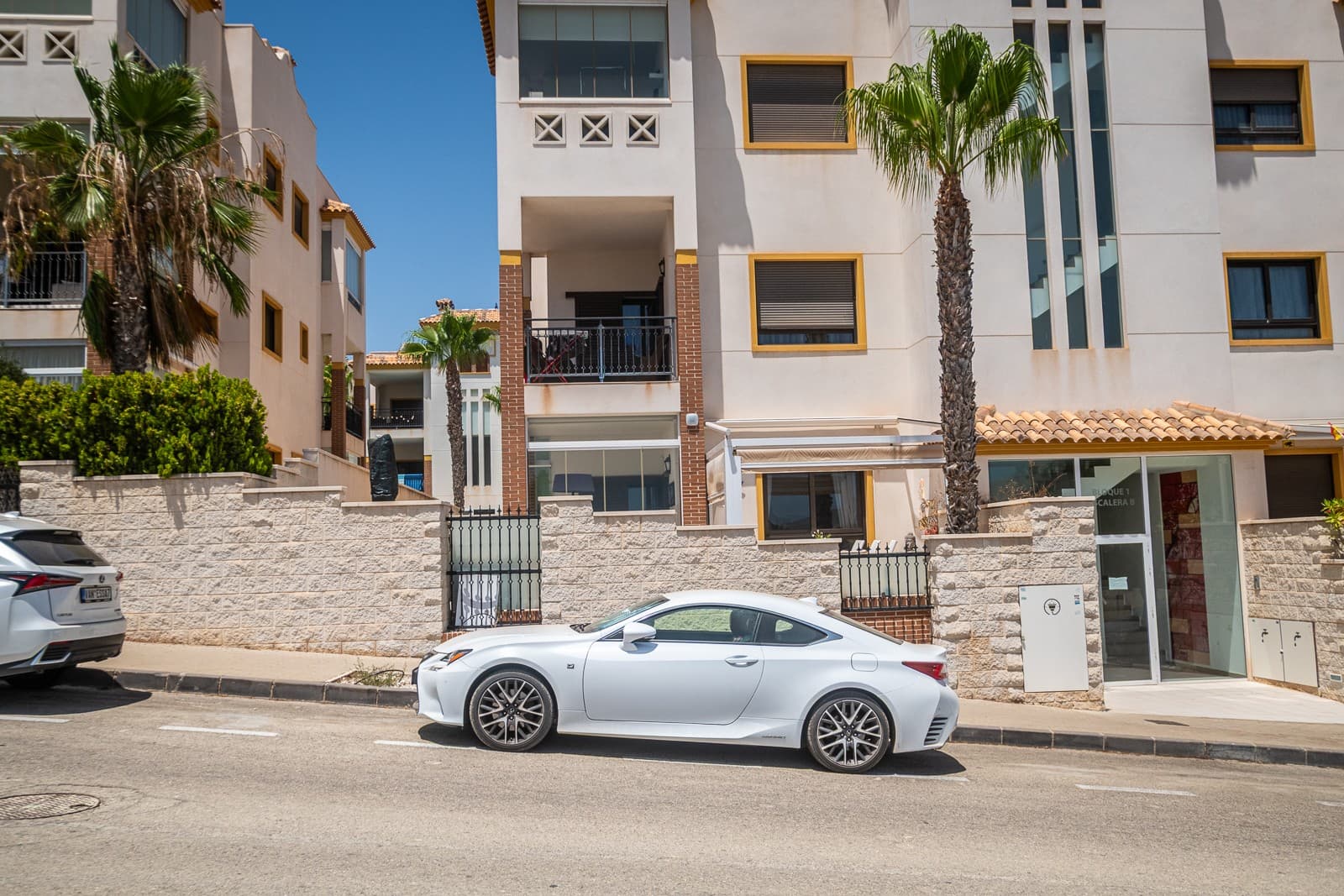 2 bed Middle Floor Apartment in Guardamar del Segura - 24
