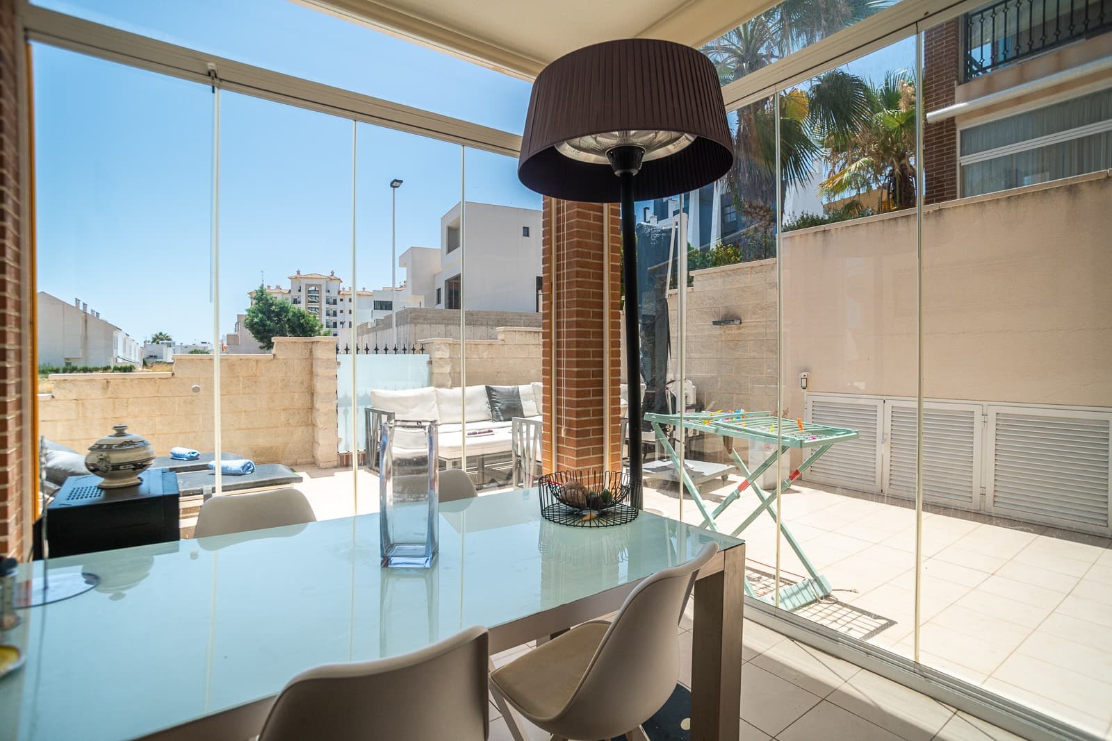 2 bed Middle Floor Apartment in Guardamar del Segura - 13