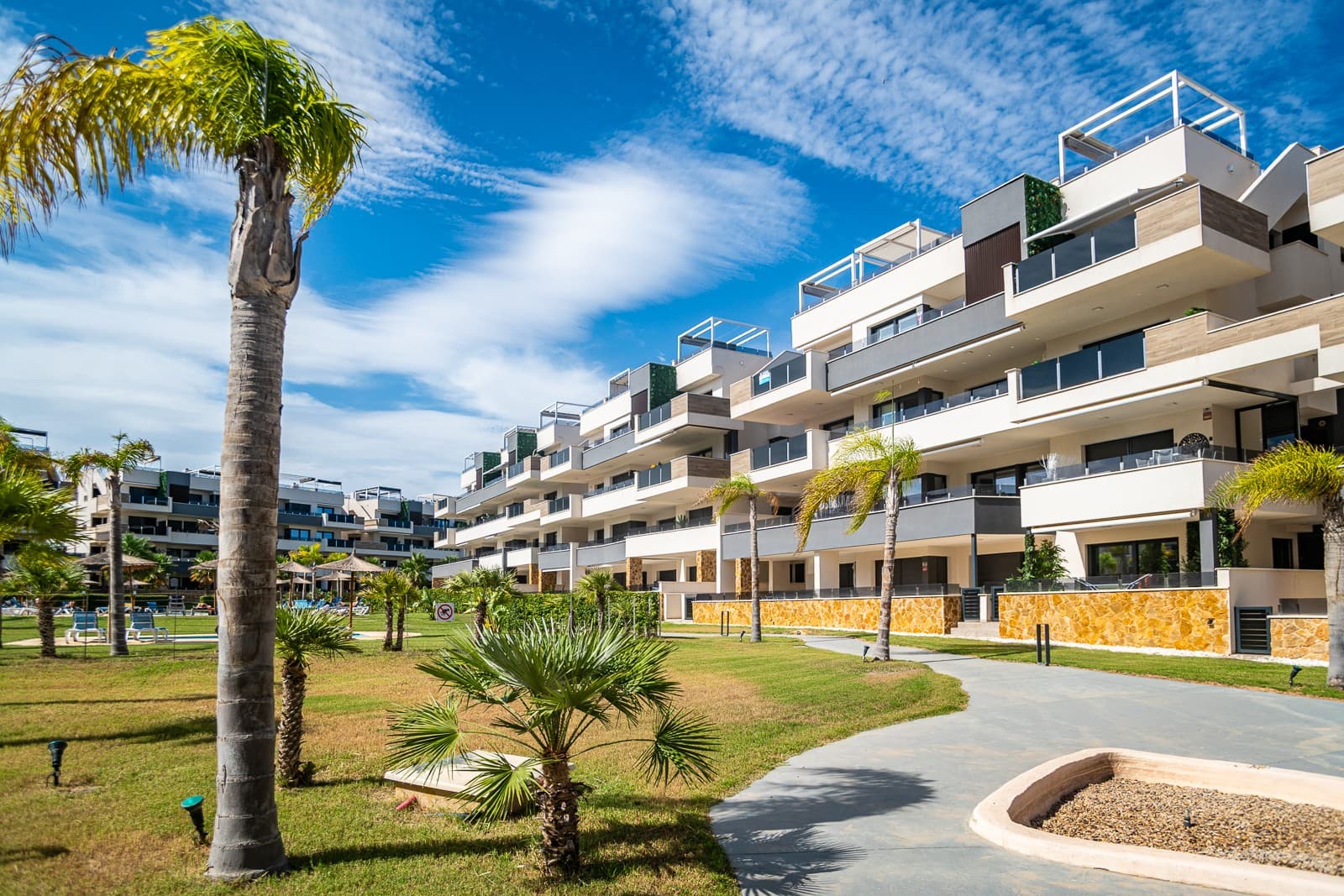 Apartamento Planta Media de 2 dormitorios en Playa Flamenca - 1