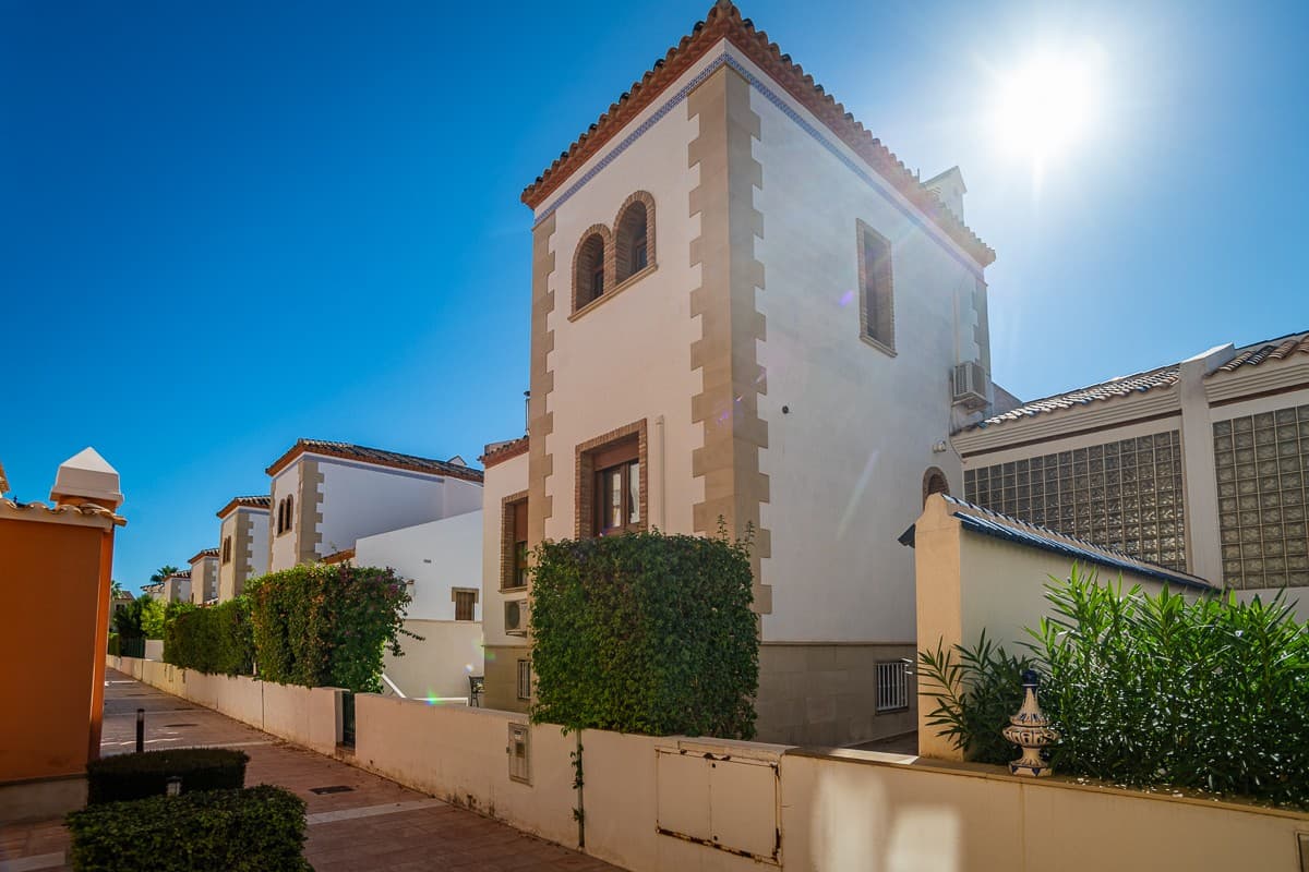 Villa - Chalet de 3 dormitorios en Algorfa - 40