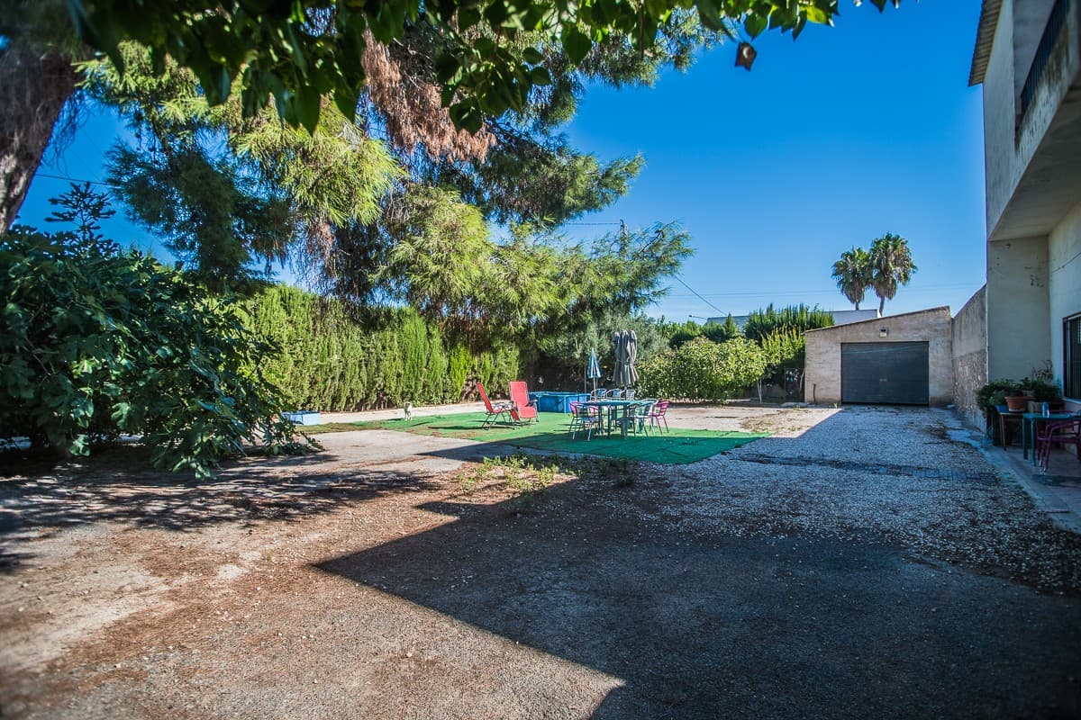 Vrijstaande Villa met 4 slaapkamers in Orihuela - 13