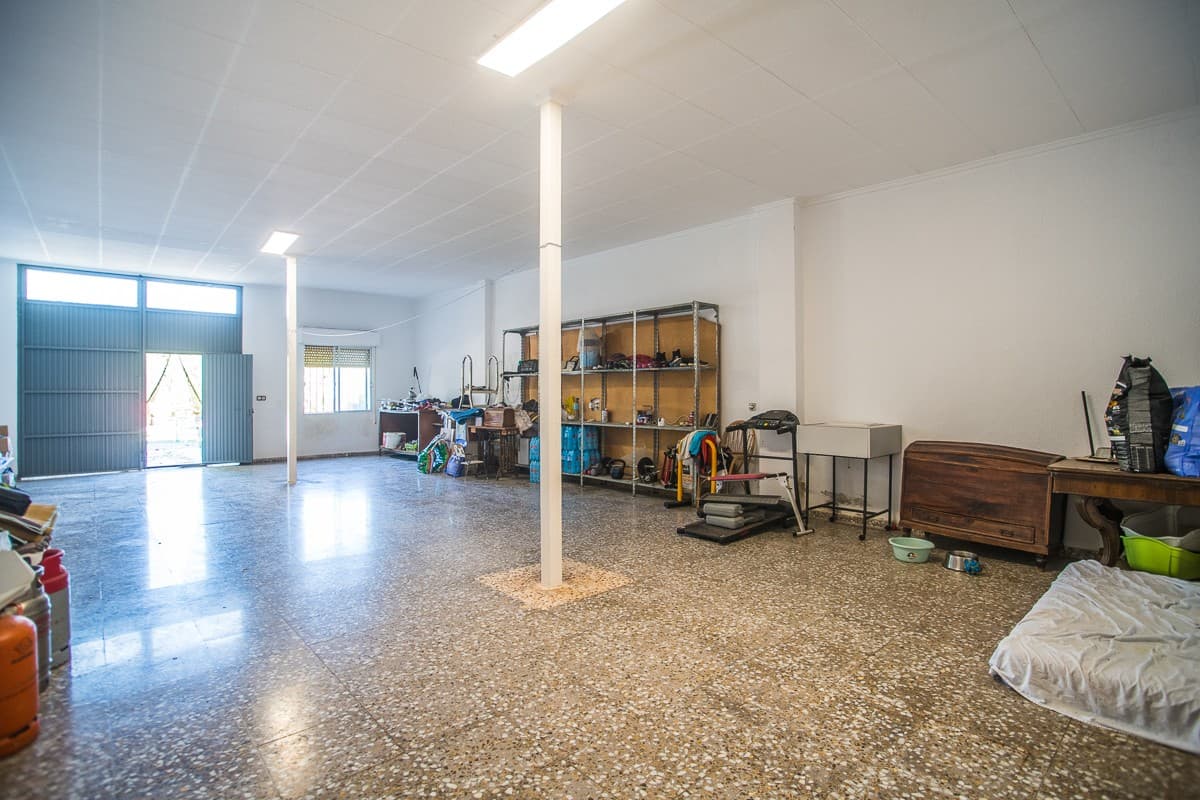 Vrijstaande Villa met 4 slaapkamers in Orihuela - 11