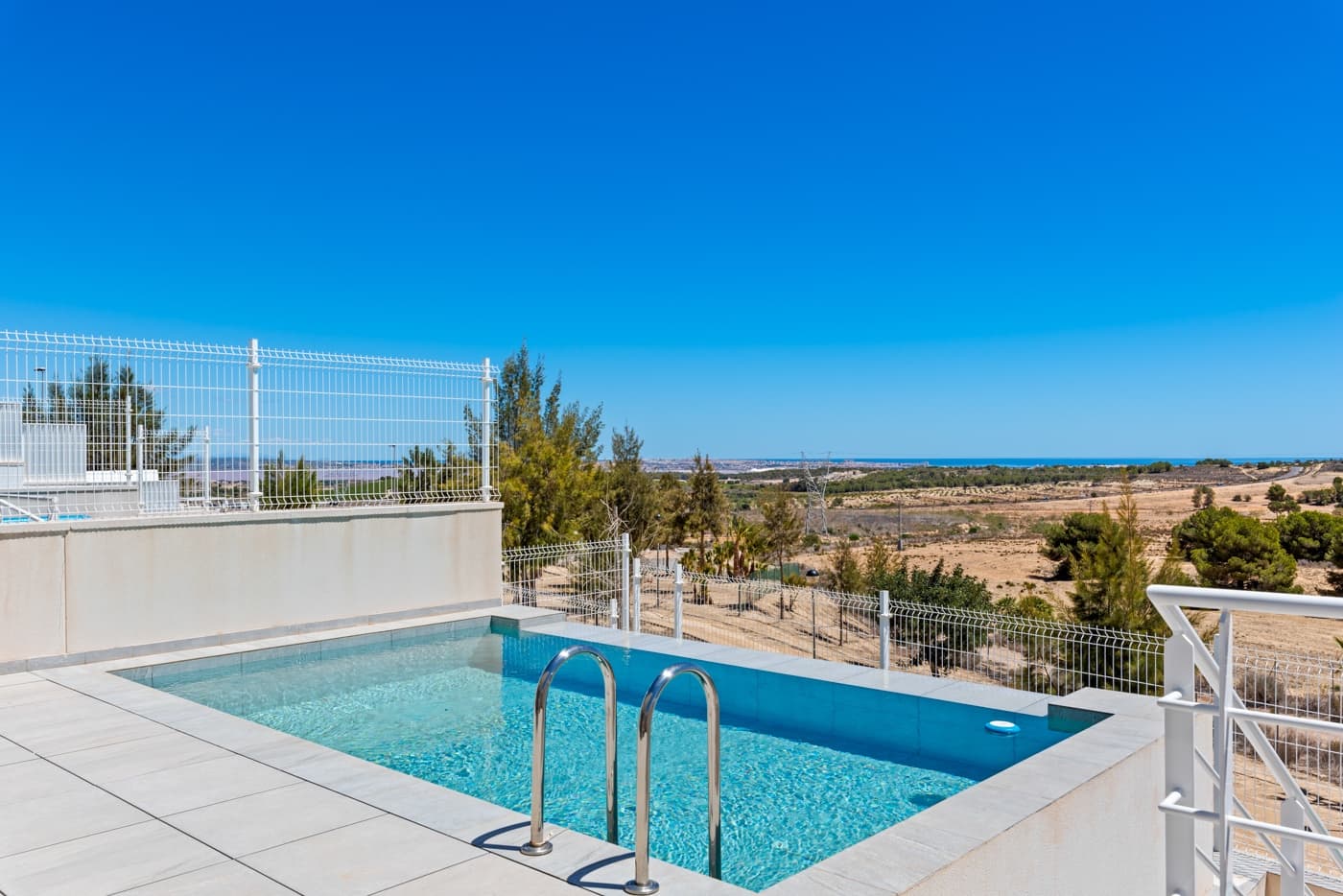 Vrijstaande Villa met 5 slaapkamers in San Miguel de Salinas - 2