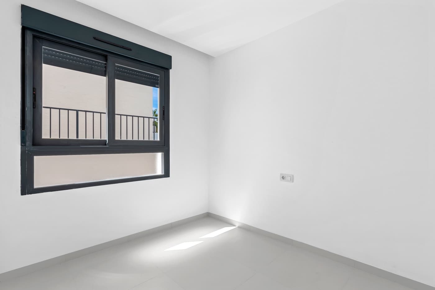 Apartamento Planta Media de 2 dormitorios en San Miguel de Salinas - 15