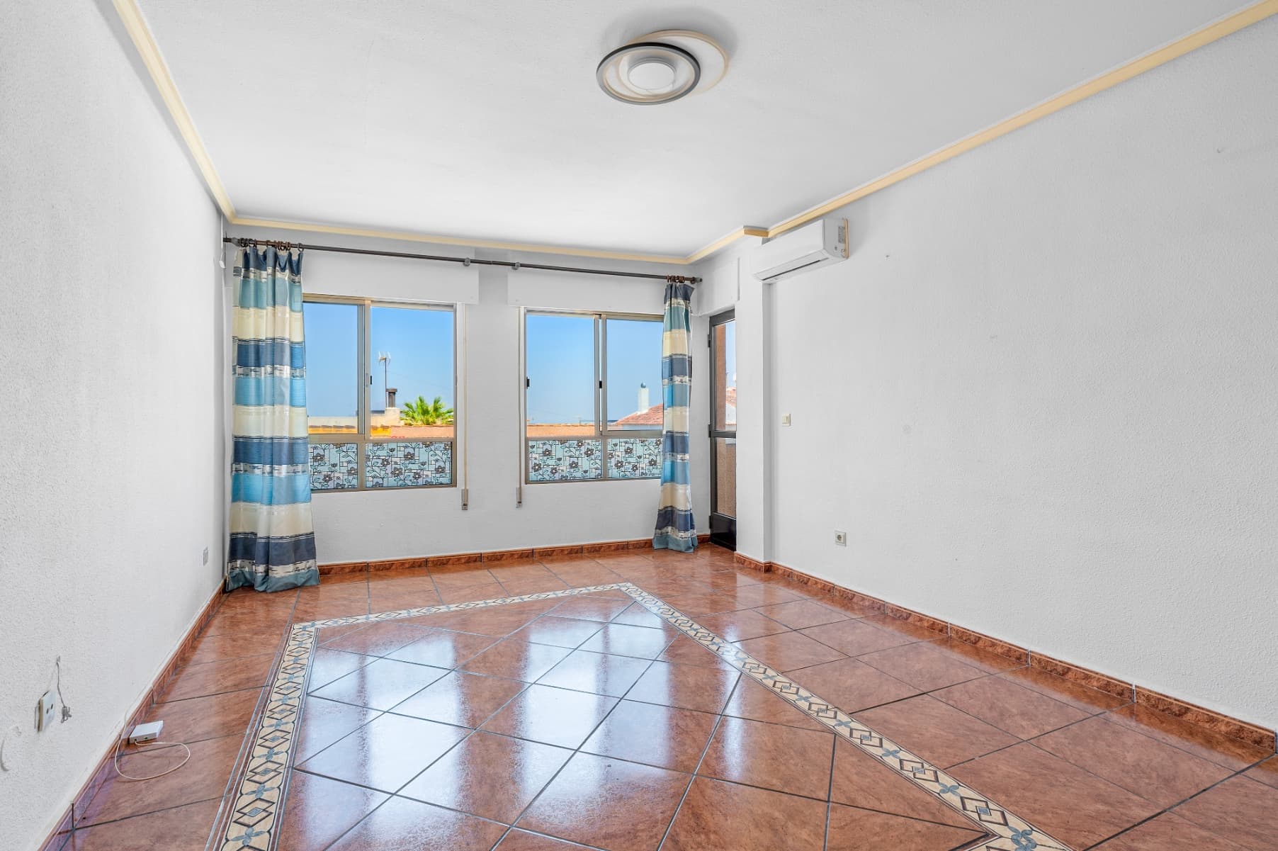 Apartamento Planta Media de 3 dormitorios en Benijofar - 2
