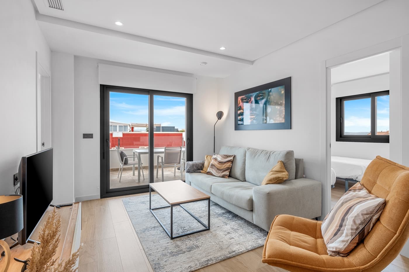 2 bed Middle Floor Apartment in Orihuela - 2