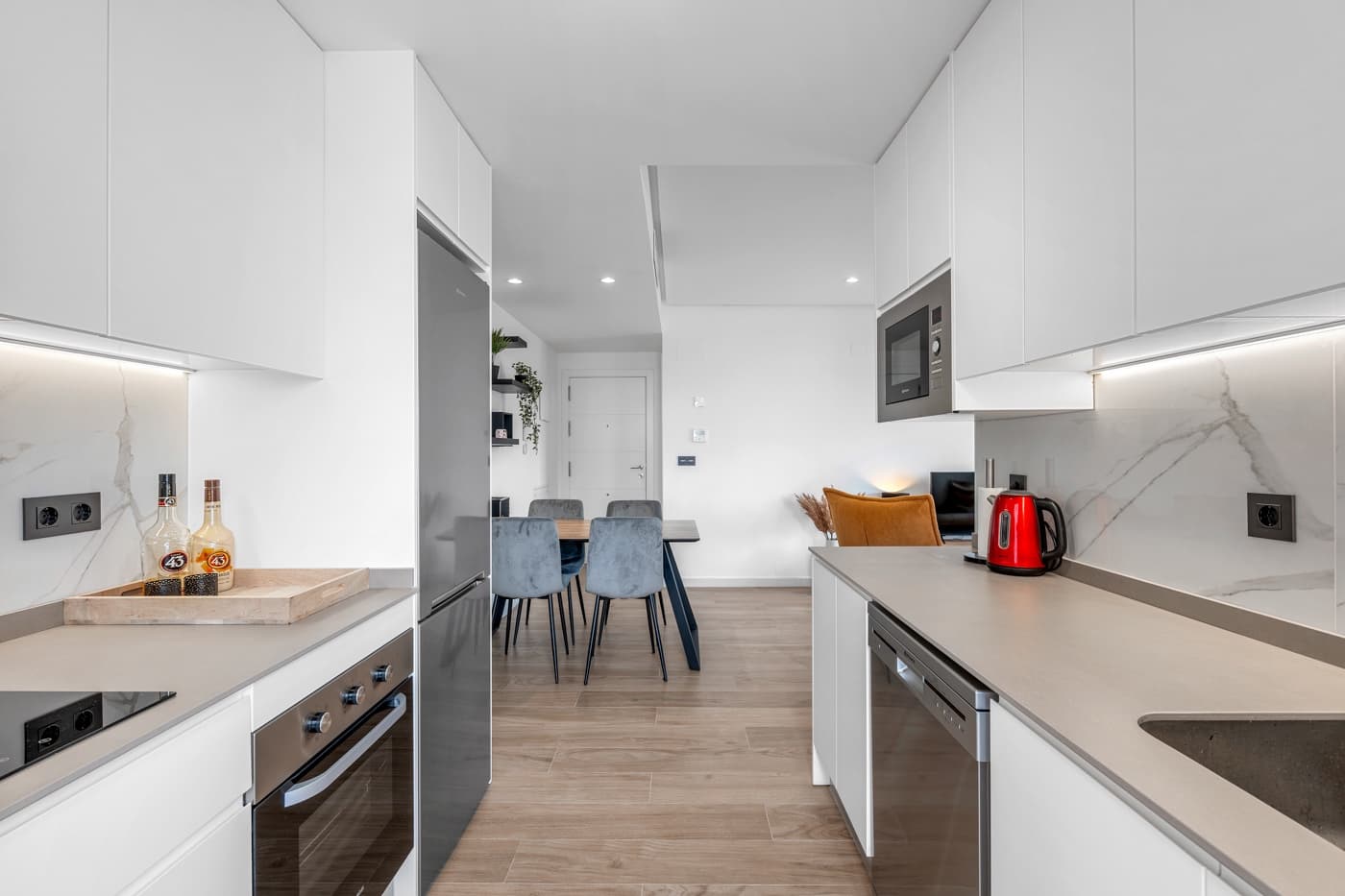 2 bed Middle Floor Apartment in Orihuela - 11