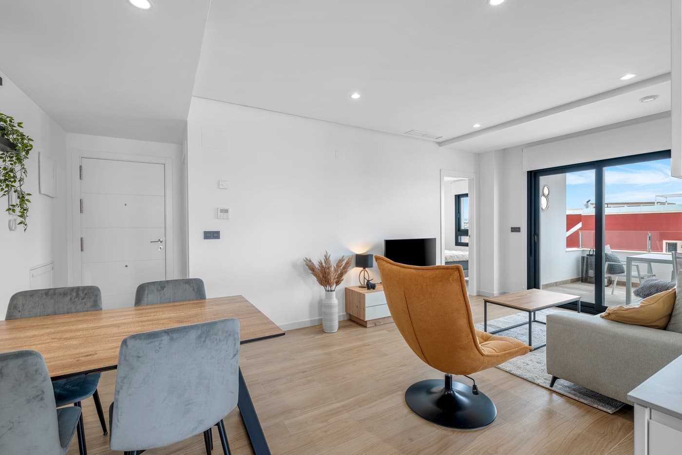 2 bed Middle Floor Apartment in Orihuela - 7