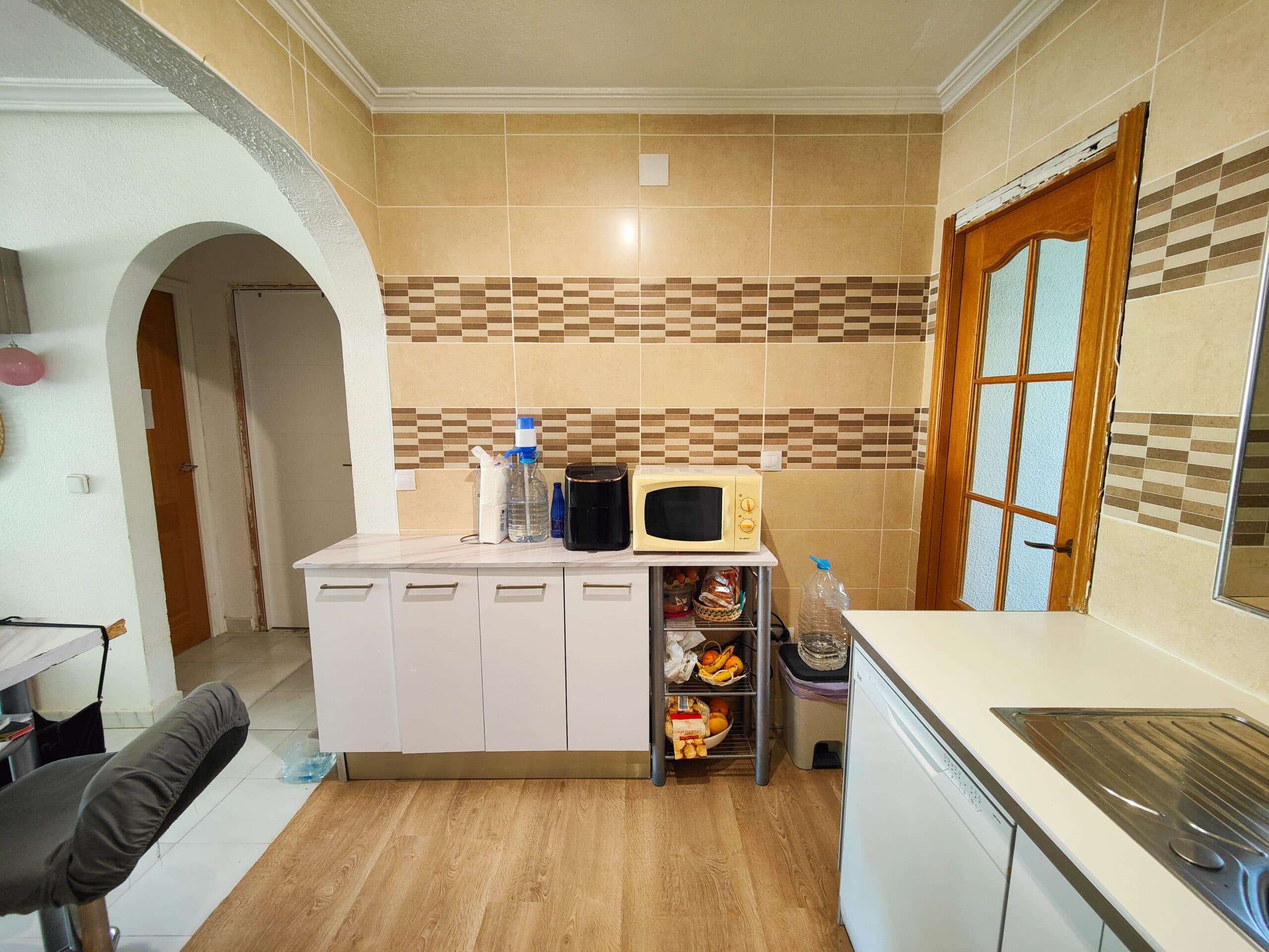 Vrijstaande Villa met 4 slaapkamers in San Miguel de Salinas - 24
