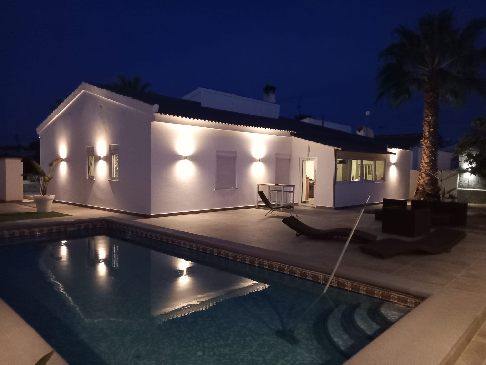 4 bed Detached Villa in Cabo Roig - 1