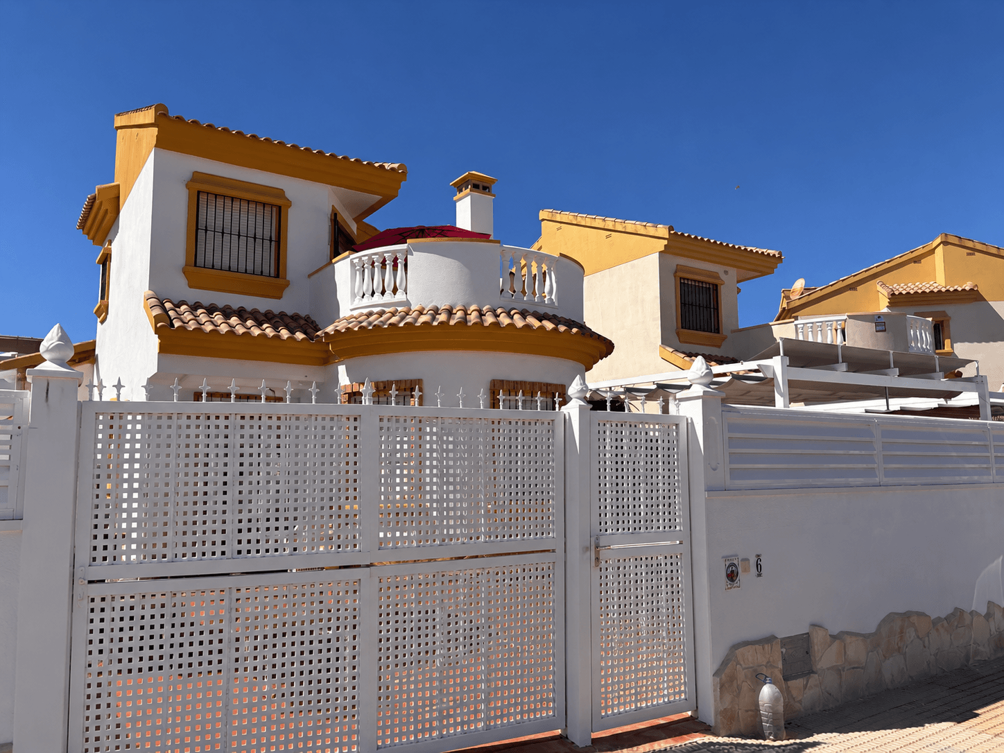 3 bed Villa in El Campo - 4