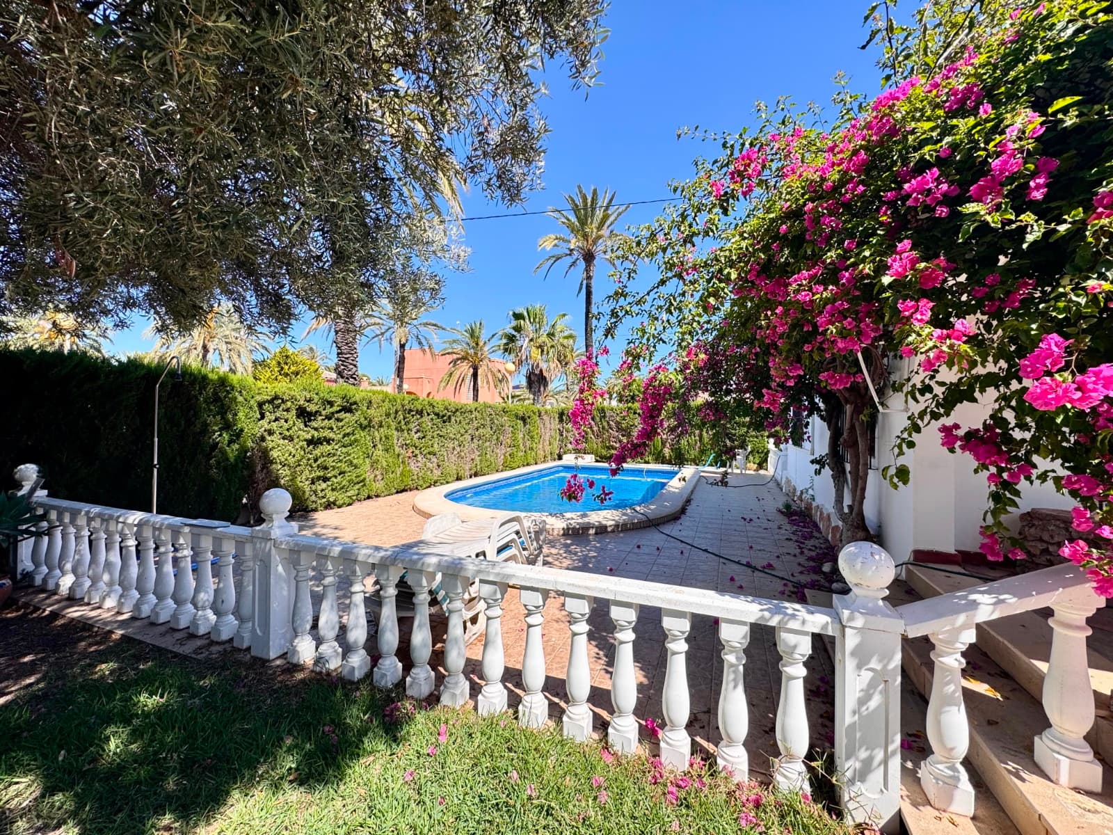 Villa - Chalet de 4 dormitorios en Orihuela Costa - 2