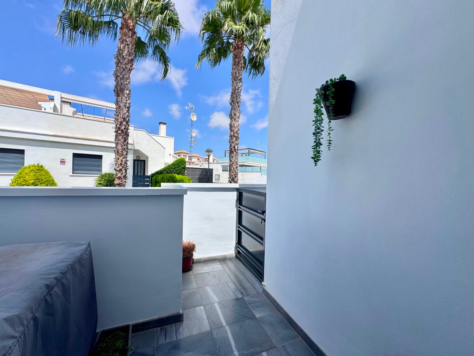 3 bed Townhouse in Cabo Roig - 5