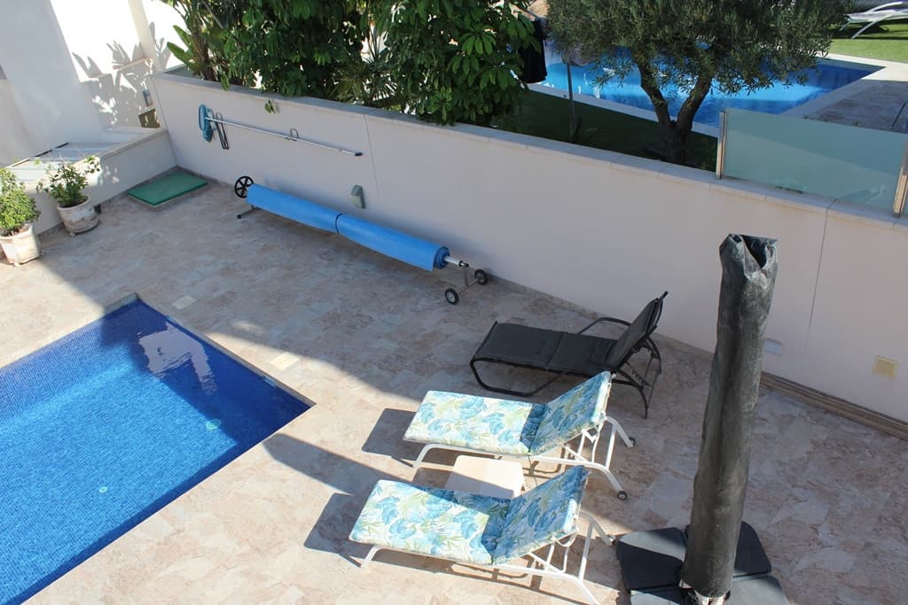 Villa - Chalet de 3 dormitorios en San Miguel de Salinas - 23