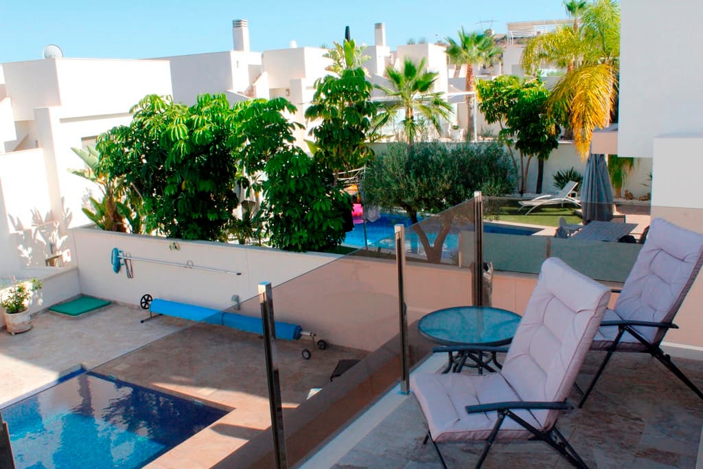 Villa - Chalet de 3 dormitorios en San Miguel de Salinas - 21