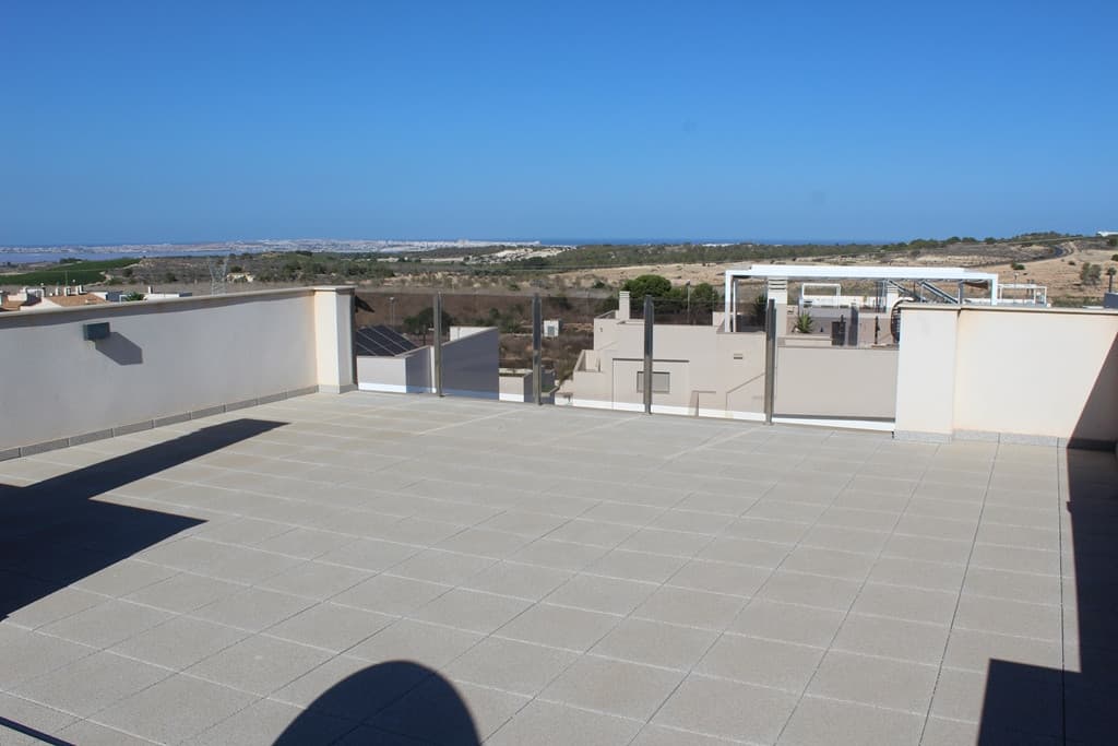 Villa - Chalet de 3 dormitorios en San Miguel de Salinas - 4