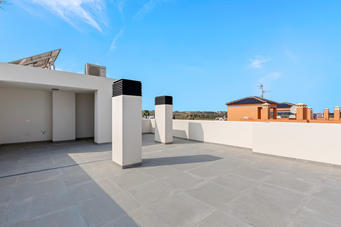 Apartamento Planta Media de 2 dormitorios en Villamartin - 25