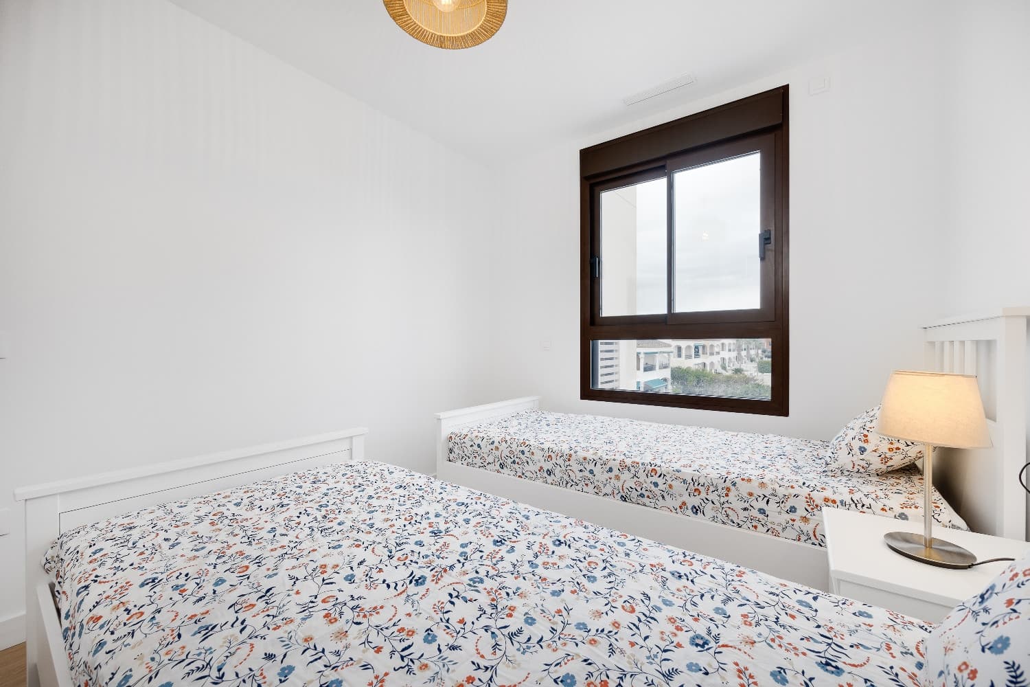 Apartamento Planta Media de 2 dormitorios en Villamartin - 21