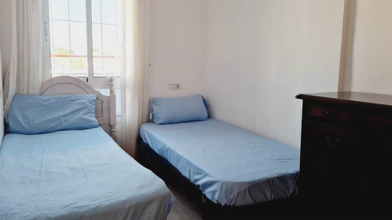 Tussenverdieping Appartement met 2 slaapkamers in Villamartin - 10