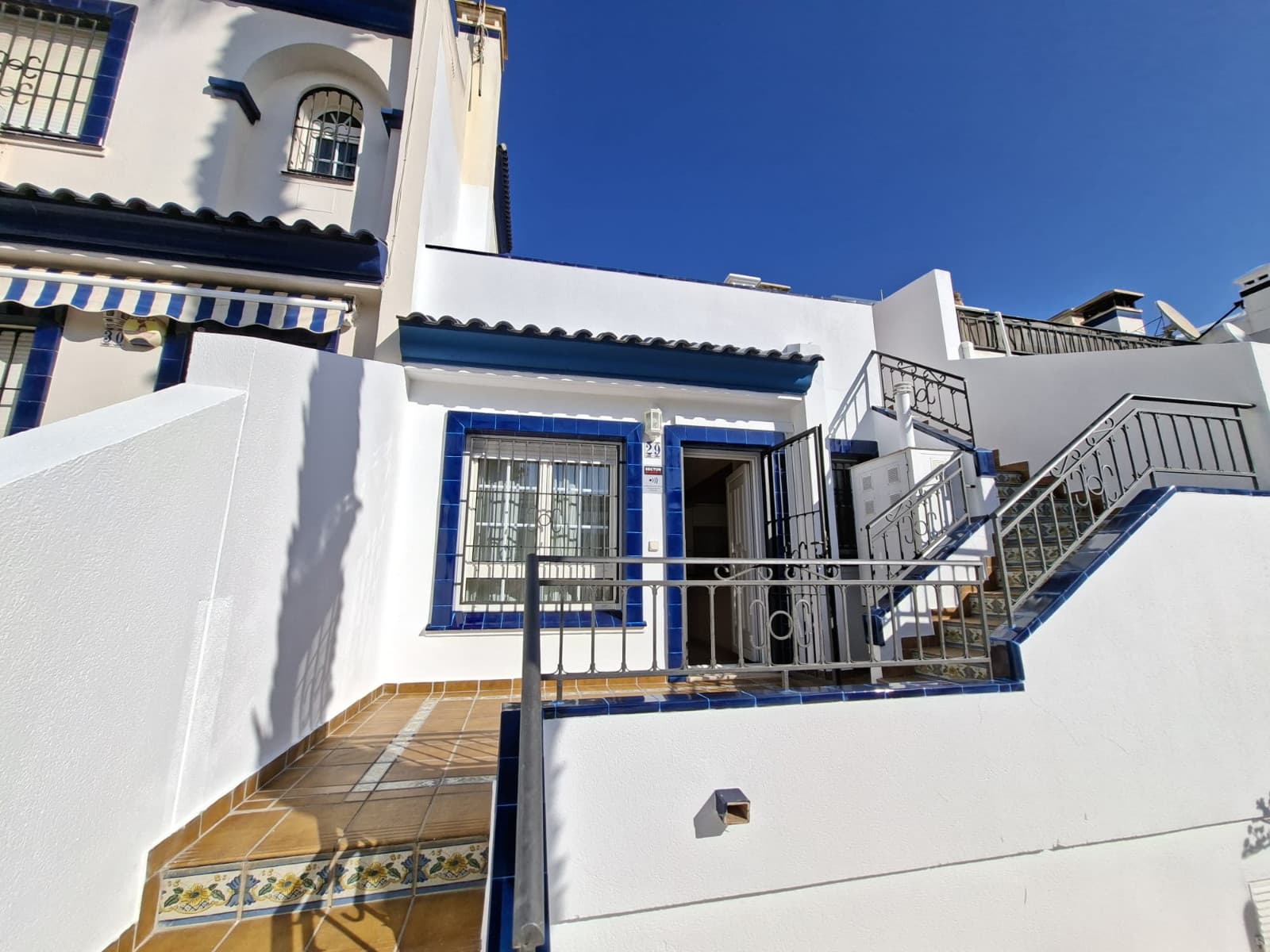 Bungalow met 2 slaapkamers in Villamartin - 23