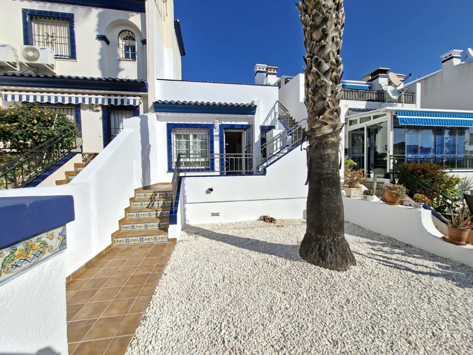 Bungalow met 2 slaapkamers in Villamartin - 1
