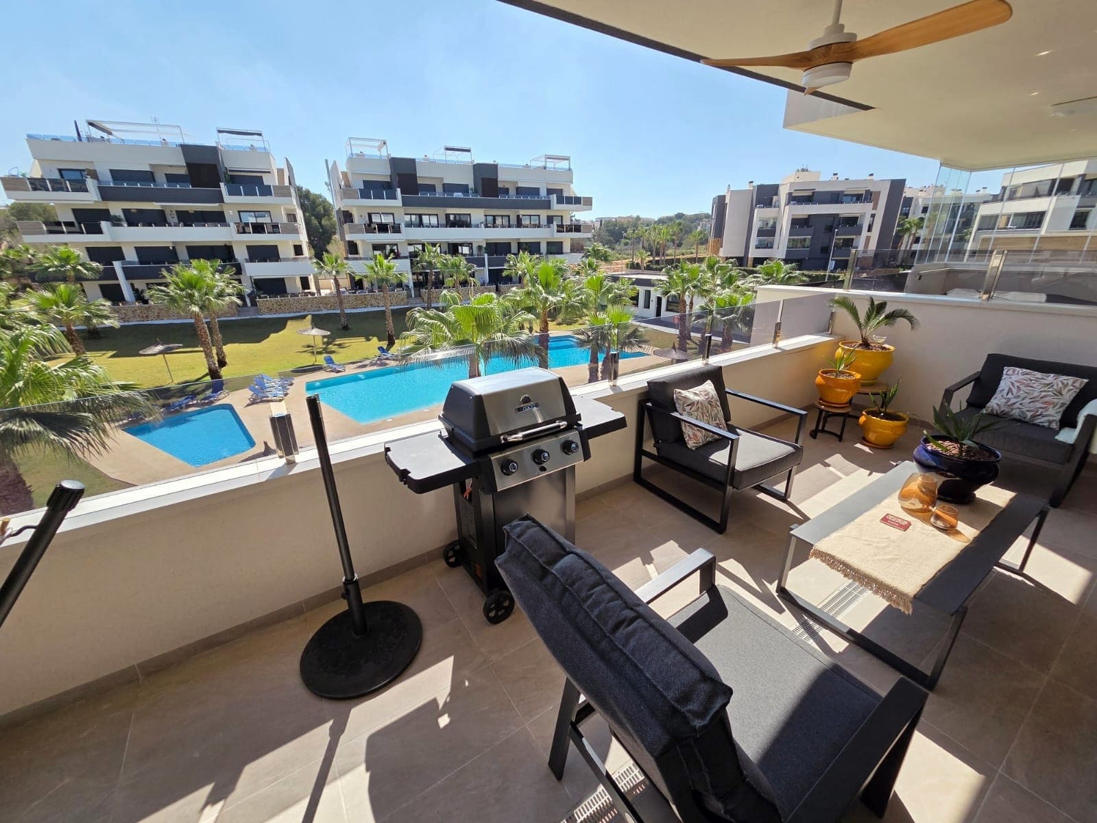 Tussenverdieping Appartement met 2 slaapkamers in Orihuela Costa - 1