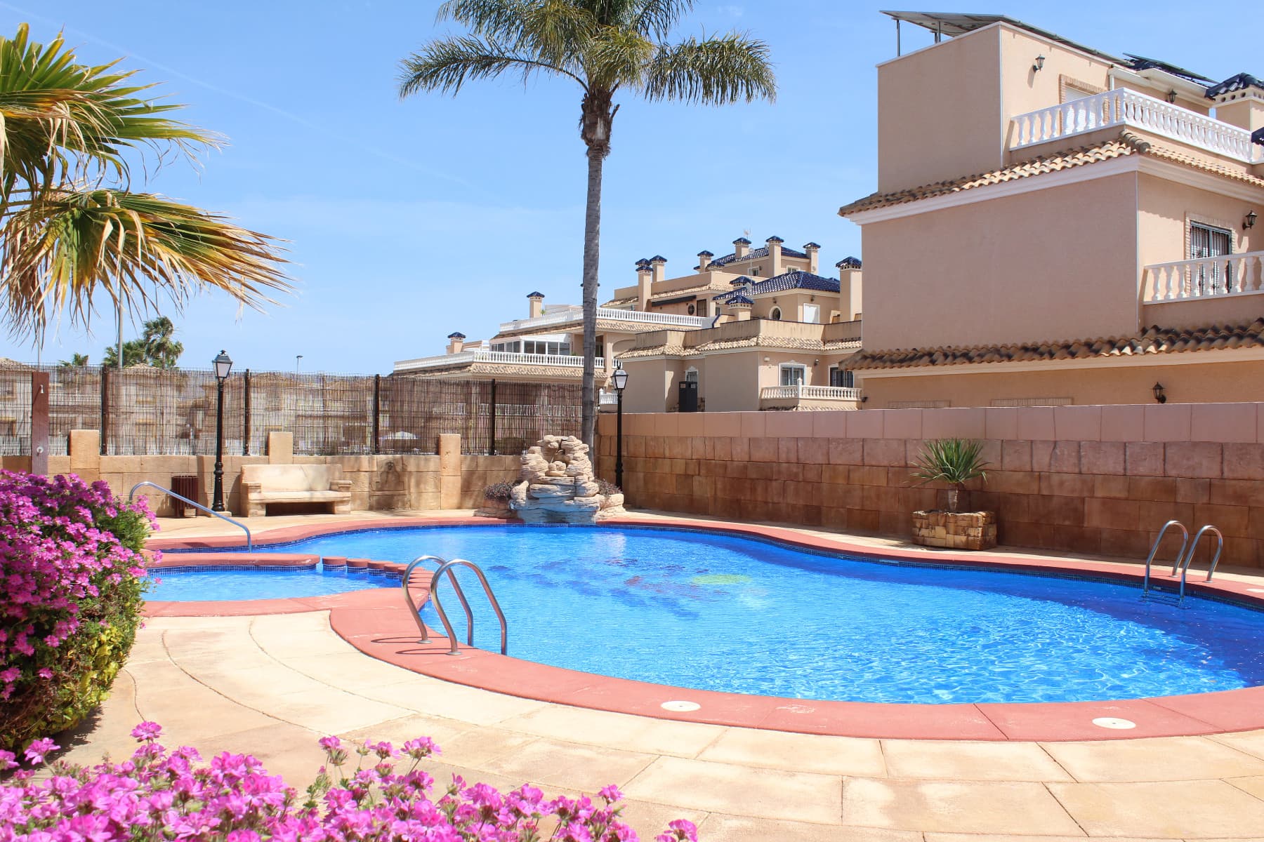 Villa - Chalet de 3 dormitorios en Orihuela Costa - 30