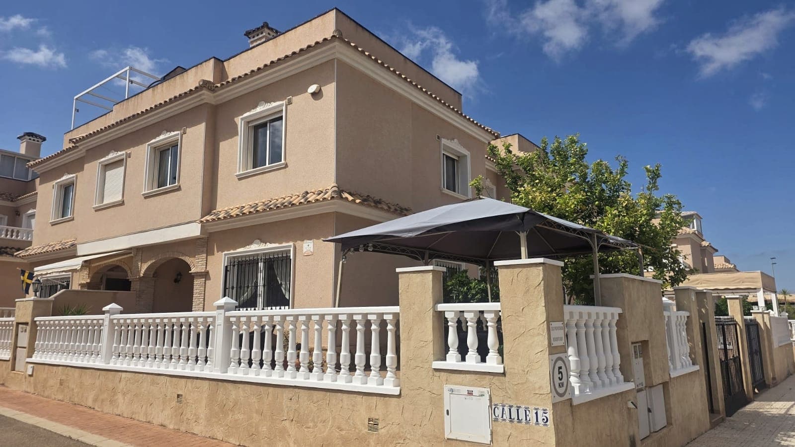 Villa - Chalet de 3 dormitorios en Orihuela Costa - 32