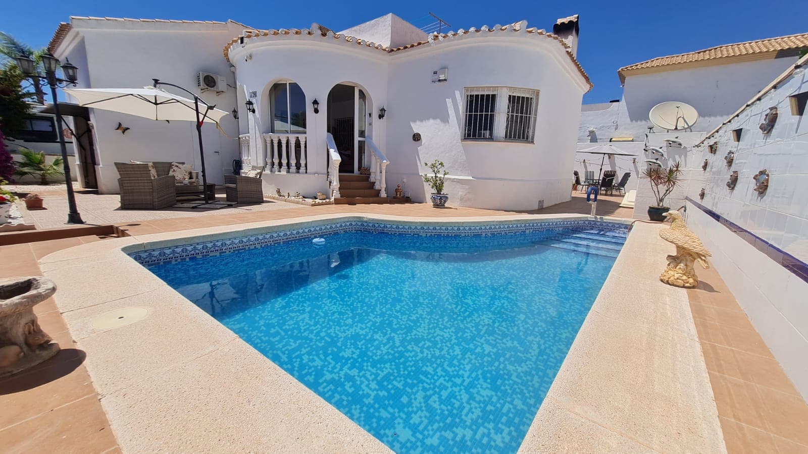 Villa - Chalet de 2 dormitorios en Orihuela Costa - 1