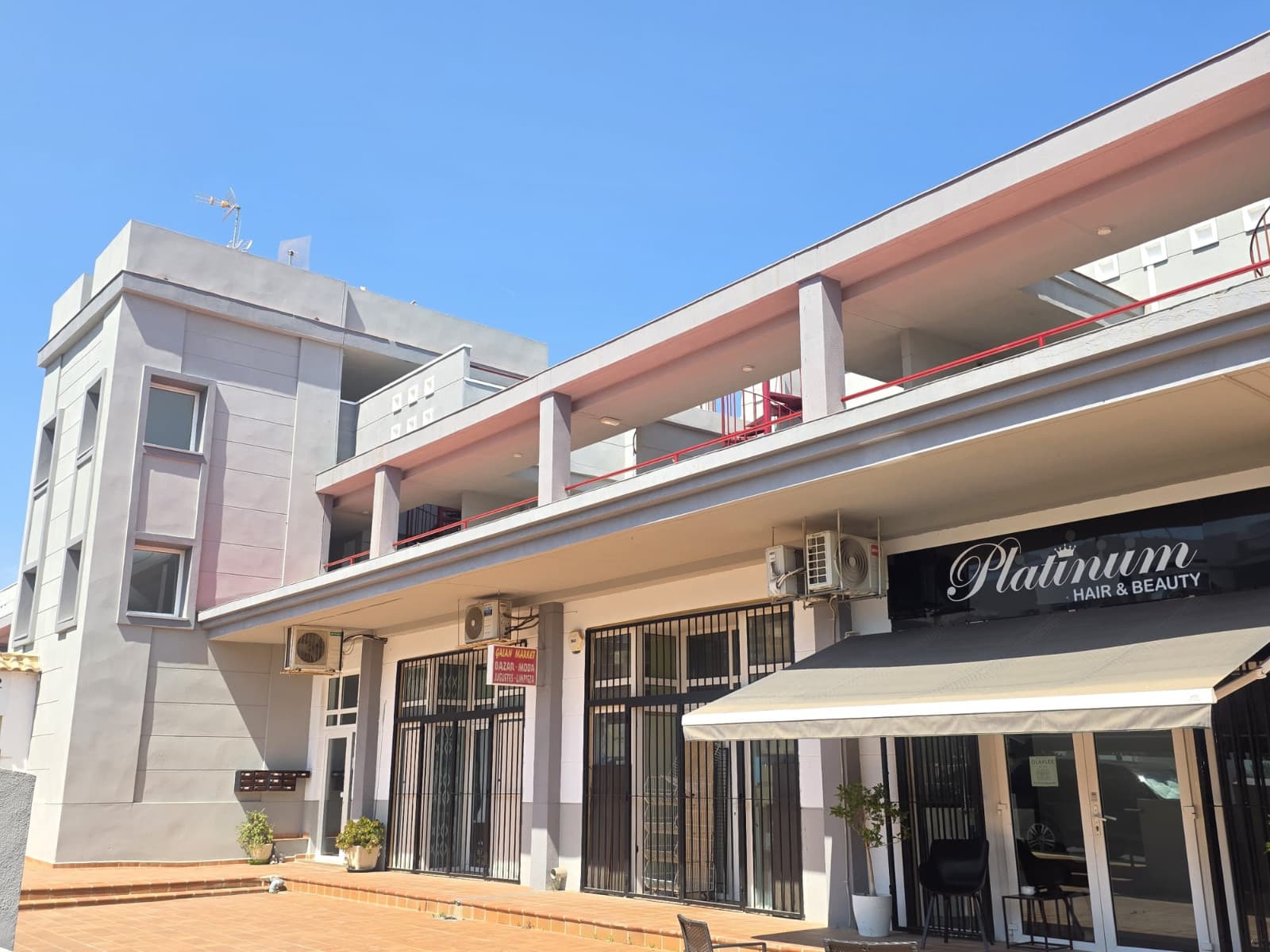 Tussenverdieping Appartement met 2 slaapkamers in Villamartin - 19